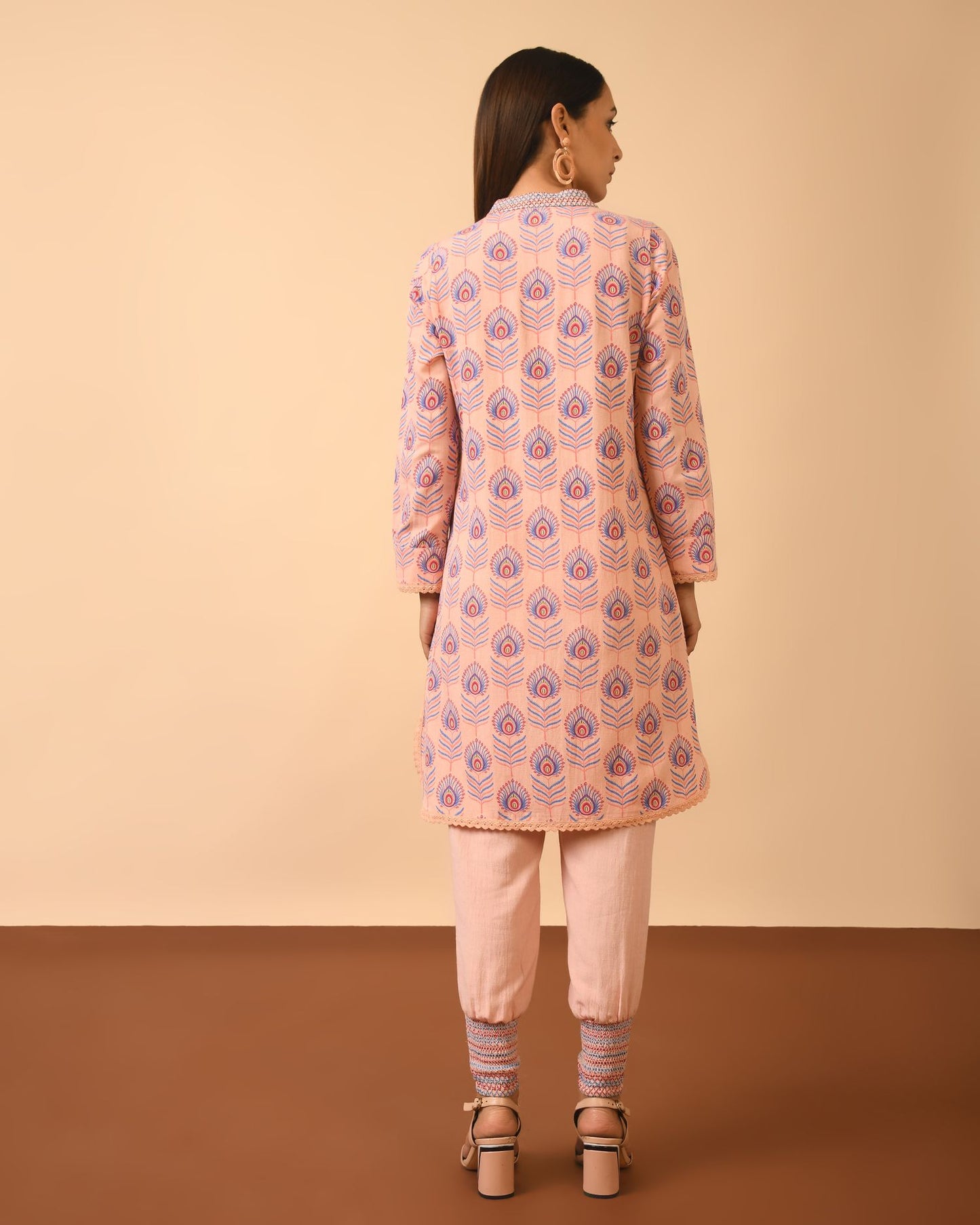 Collar Kurta with Smocked Pant