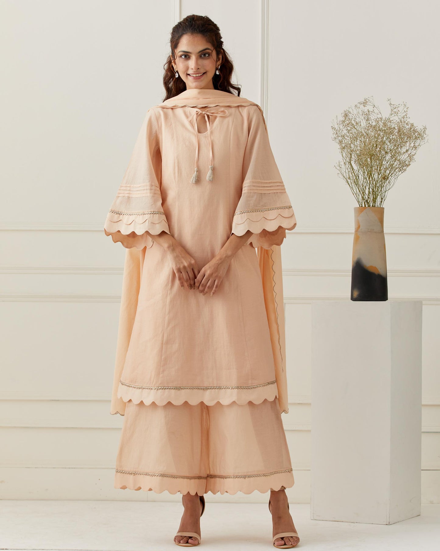 Peach Chanderi Scalloped Edge Kurta Pant Set with Dupatta.