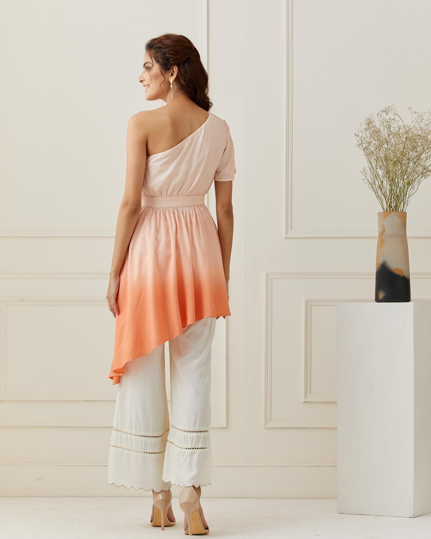 Off Shoulder Ombrey Kurta with Scalloped Pant